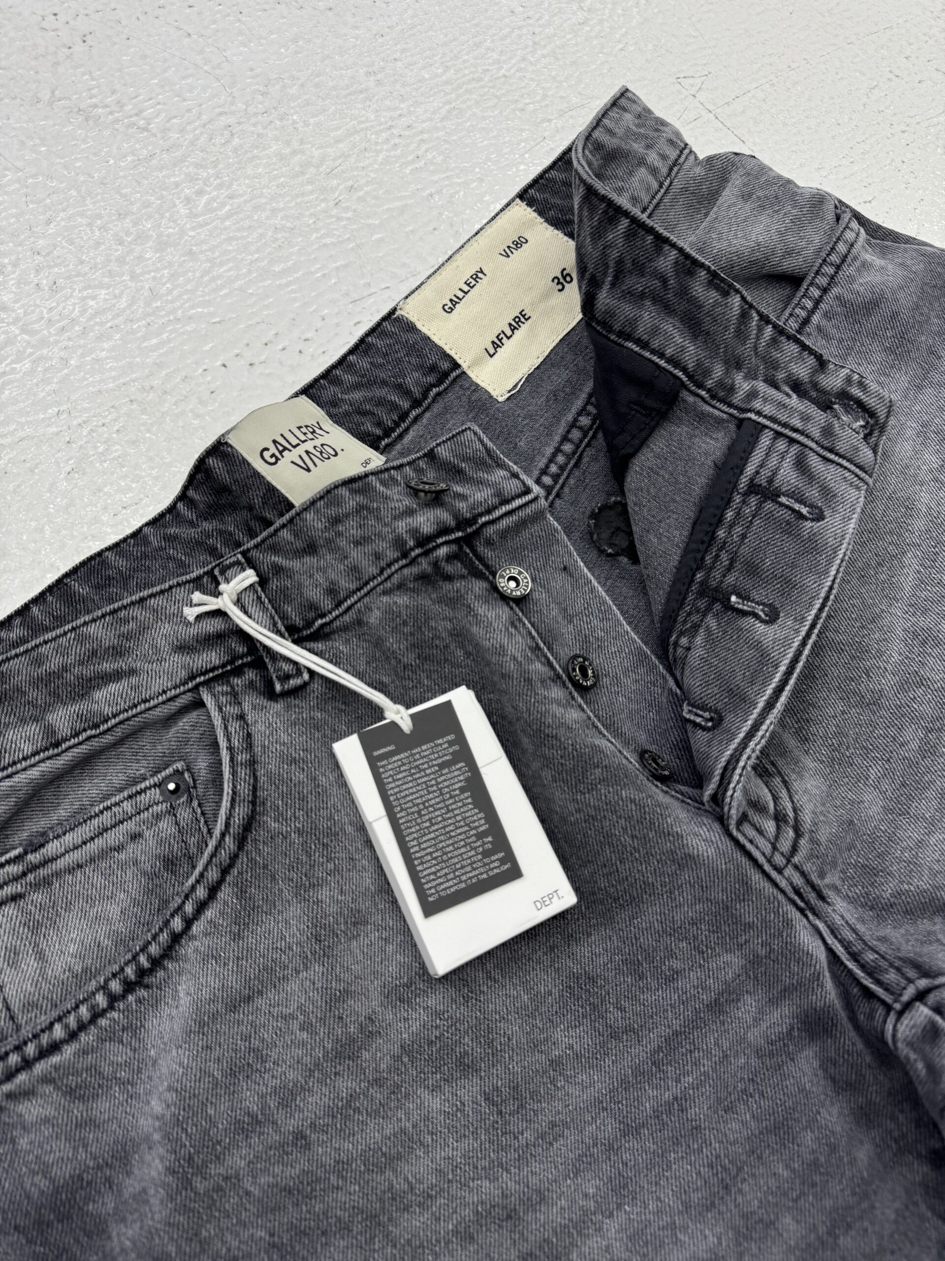 بوتکات ذغالی-طوسی تیکه خور