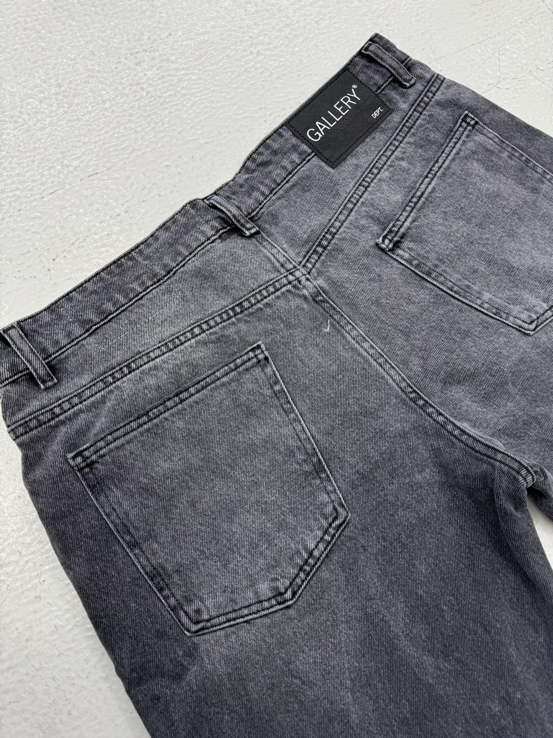 بوتکات ذغالی-طوسی تیکه خور