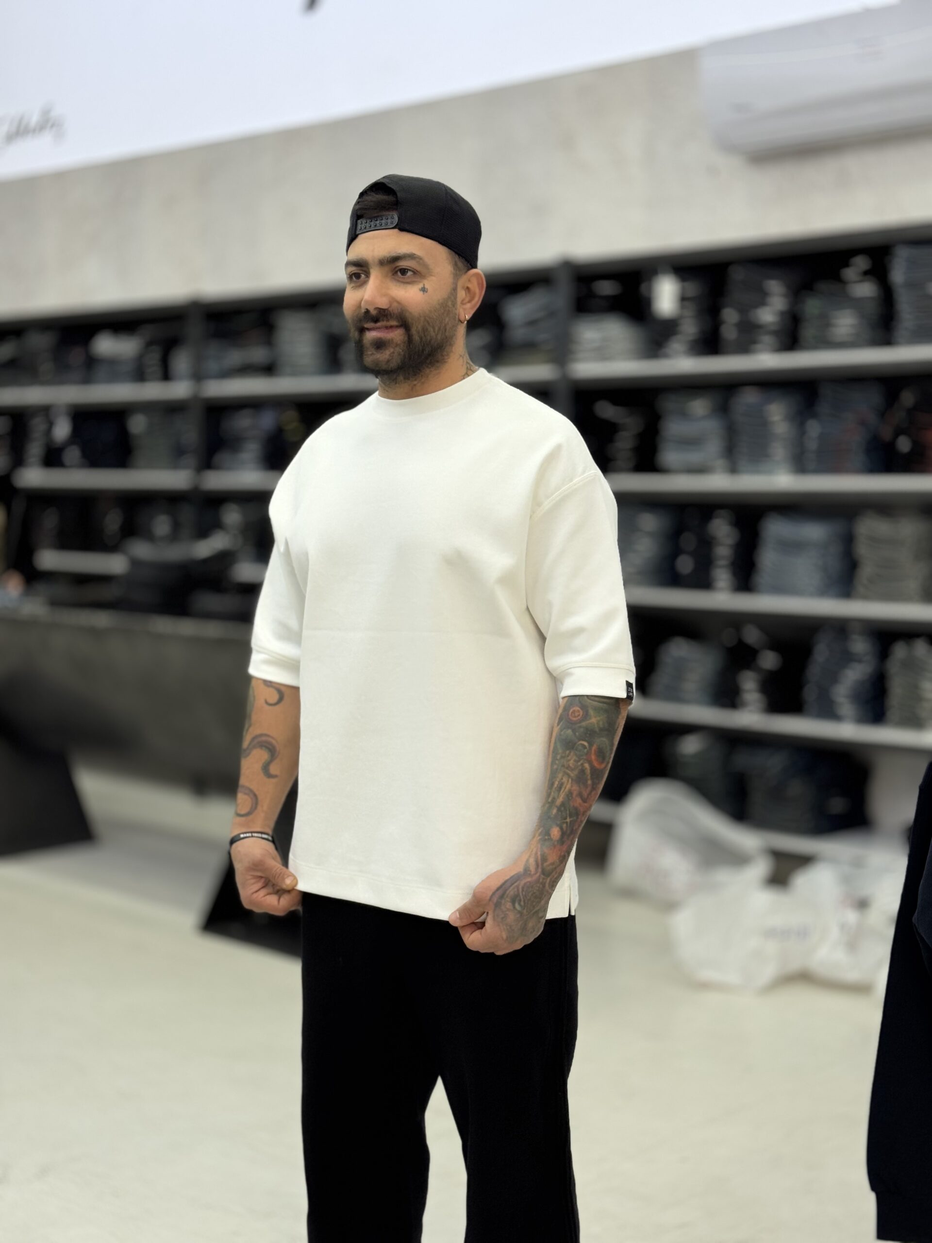 تیشرت دورس آستین سه ربع